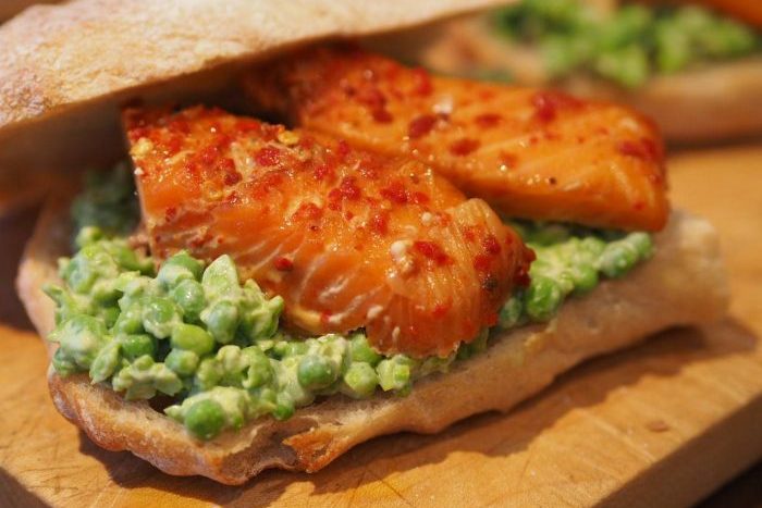 Smashing Salmon Sarnie - PhunkyFoods